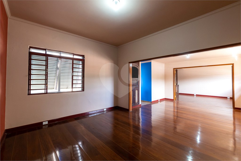 Casa à venda com 4 quartos, sendo 2 suítes, em Perdizes, São Paulo, SP