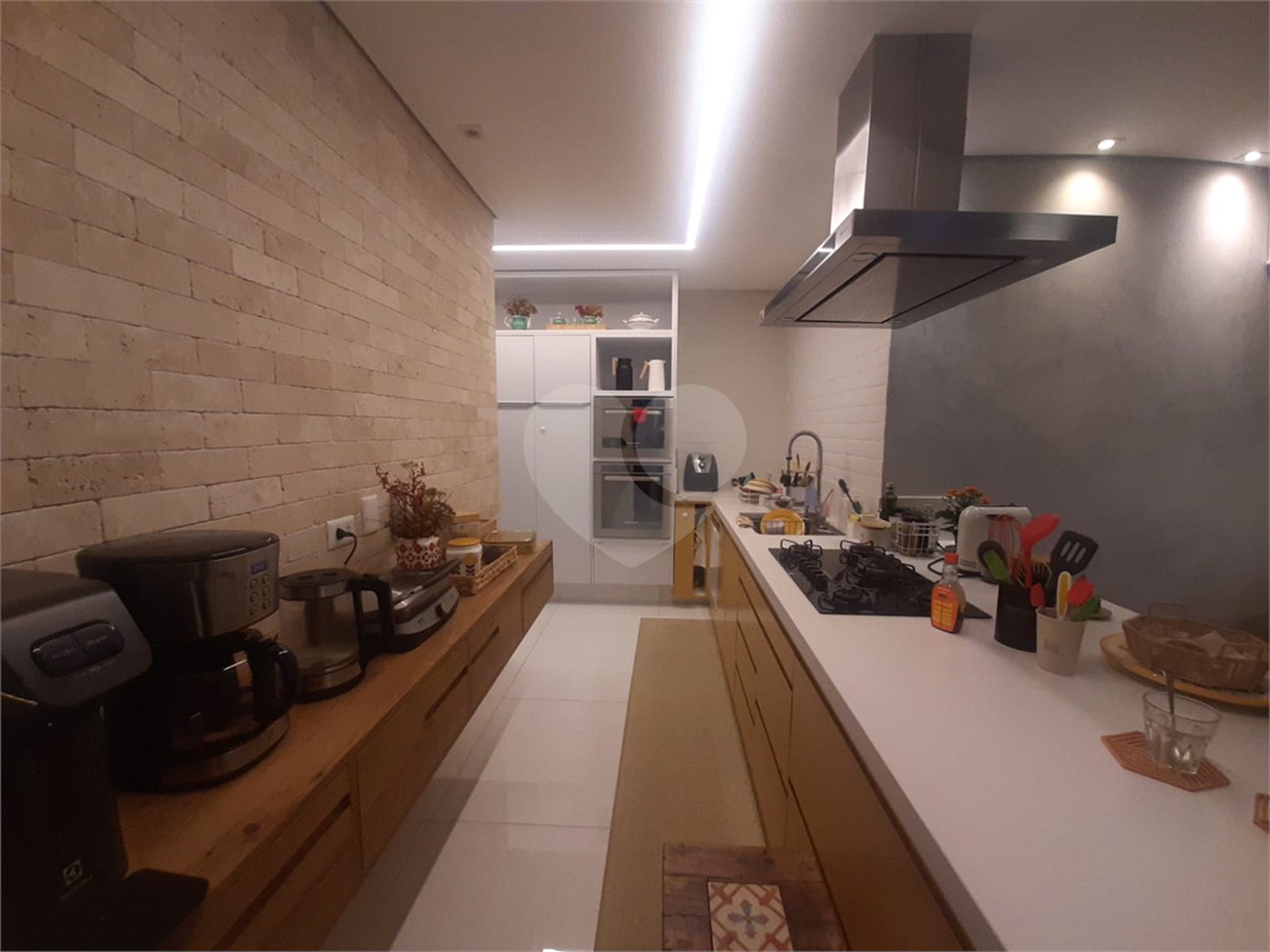 Apartamento à venda com 3 quartos, sendo 1 suíte, em Tremembé, São Paulo, SP