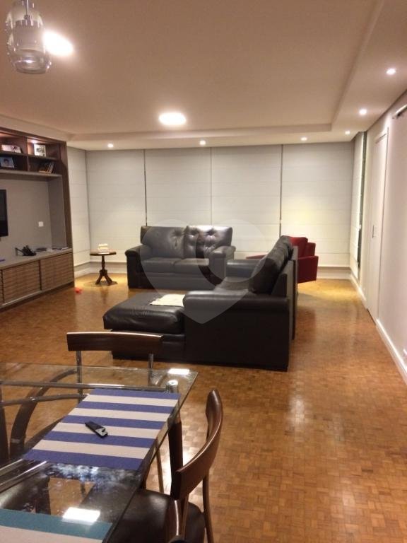 Apartamento à venda com 4 quartos, sendo 2 suítes, em Jardim América, São Paulo, SP