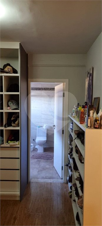 Casa à venda com 4 suítes no condomínio Osato, Atibaia - SP