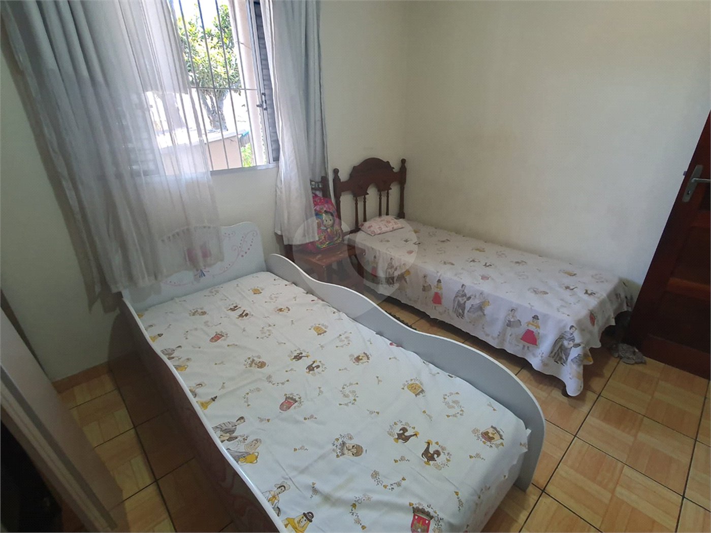 Casa Térrea à venda com 3 quartos, sendo 1 suíte, no Centro, Poá, SP