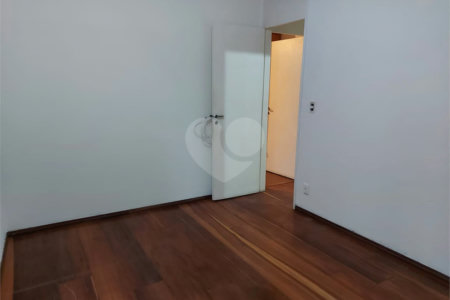 Apartamento à venda com 2 quartos em Jardim Íris, São Paulo, SP