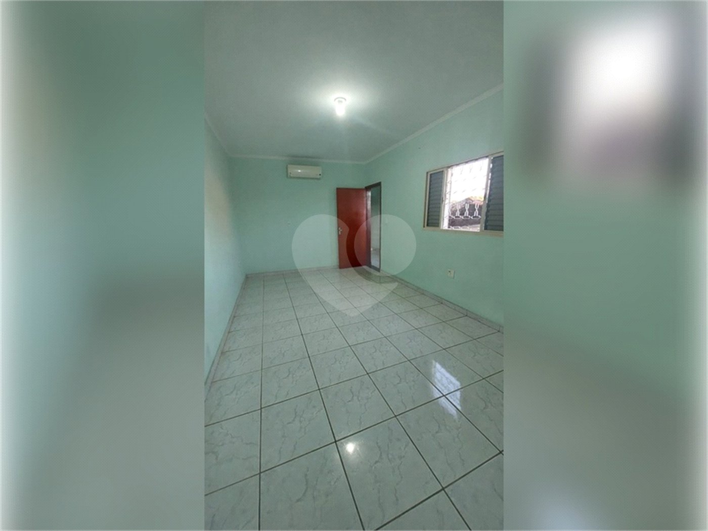 Casa à venda com 3 quartos, sendo 1 suíte, em Vila Nova Sorocaba, Sorocaba, SP