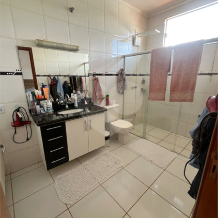 Casa à venda com 4 quartos, sendo 1 suíte, em Vila Santa Maria (vila Xavier), Araraquara, SP