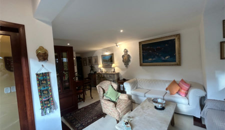Casa de Vila à venda com 5 quartos, sendo 3 suítes,  em Jardim Hípico, São Paulo, SP