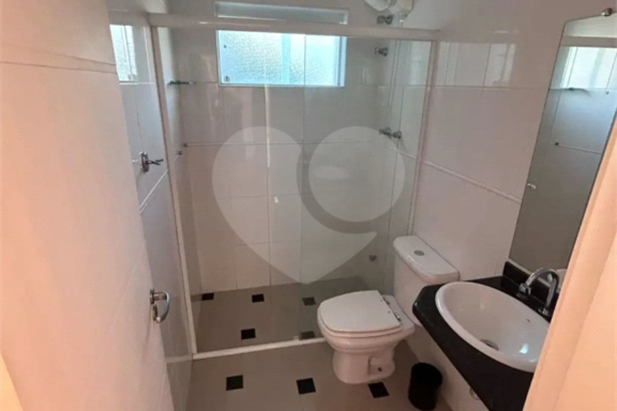 Sobrado à venda com 4 quartos, sendo 2 suítes, em Tremembé, São Paulo, SP