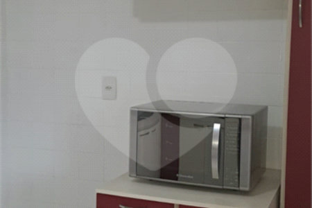 Apartamento à venda com 3 quartos, sendo 1 suíte, em Vila Paulicéia, São Paulo, SP