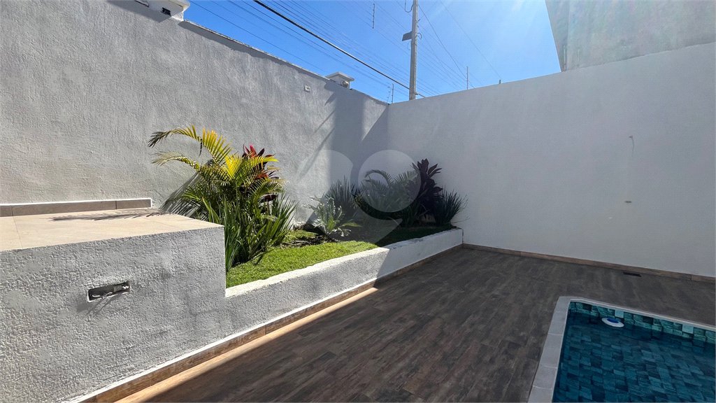 Sobrado à venda com 4 quartos, sendo 3 suítes, em Jardim Paulista, Atibaia, SP