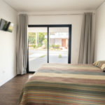 Casa à venda com 4 quartos, sendo 1 suíte, no condomínio Residencial Pinheiros do Lago, Alambari - SP