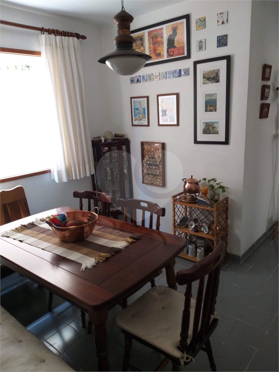 Casa à venda com 4 quartos, sendo 2 suítes, no condomínio Vila Panamericana, São Paulo - SP