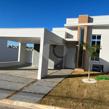Casa à venda com 3 quartos, sendo 1 suíte,  no condomínio Phytus, Itupeva - SP