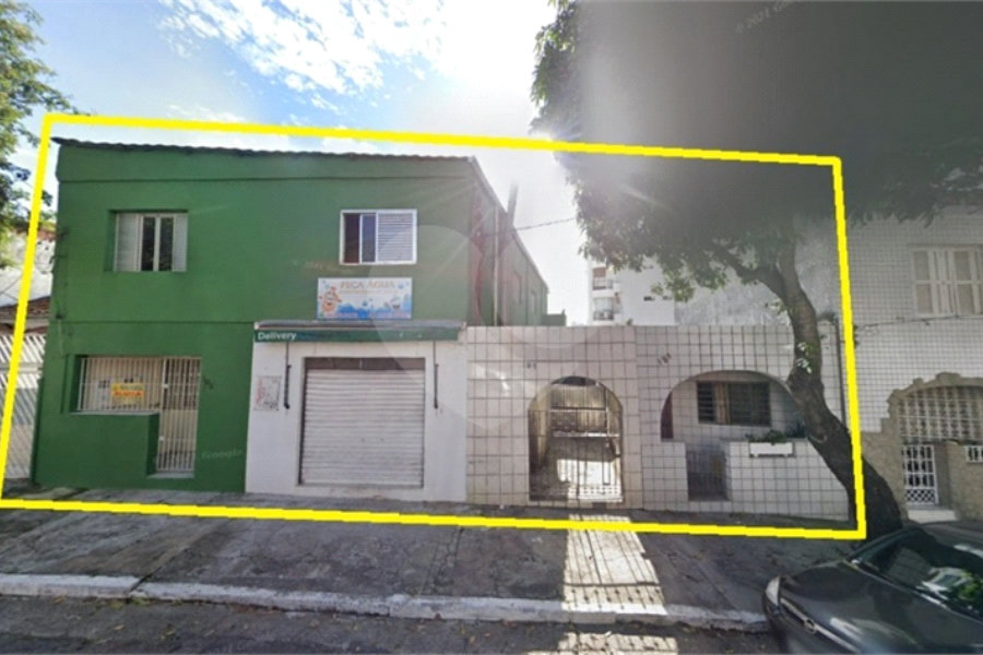 Terreno à venda de 251m² na Chácara Inglesa