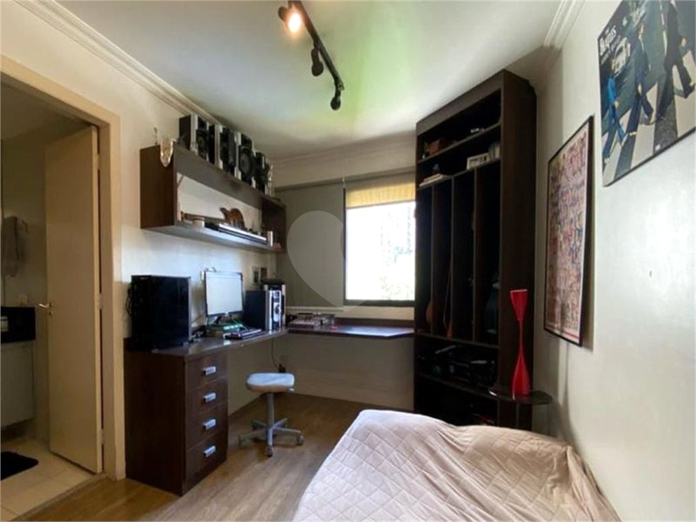 Apartamento à venda com 3 suítes em Vila Suzana, São Paulo, SP