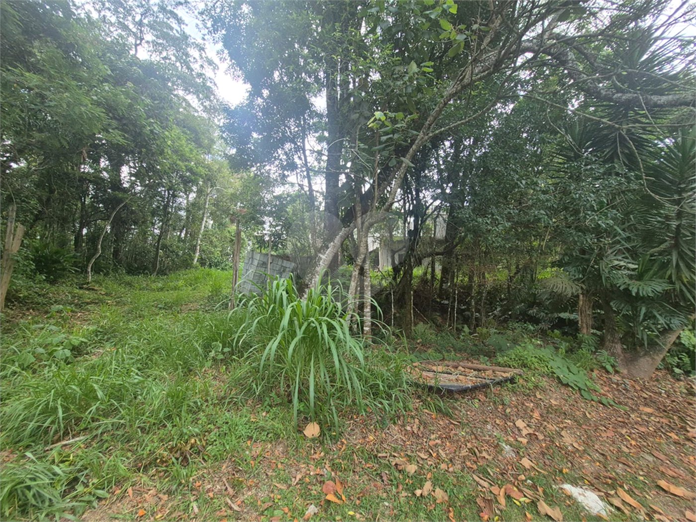 Terreno à venda no condomínio Alpes da Cantareira, Mairiporã - SP