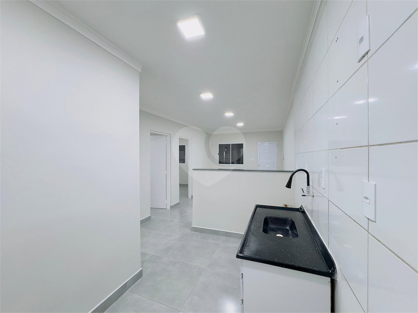 Apartamento à venda com 2 quartos em Lopes de Oliveira, Sorocaba, SP