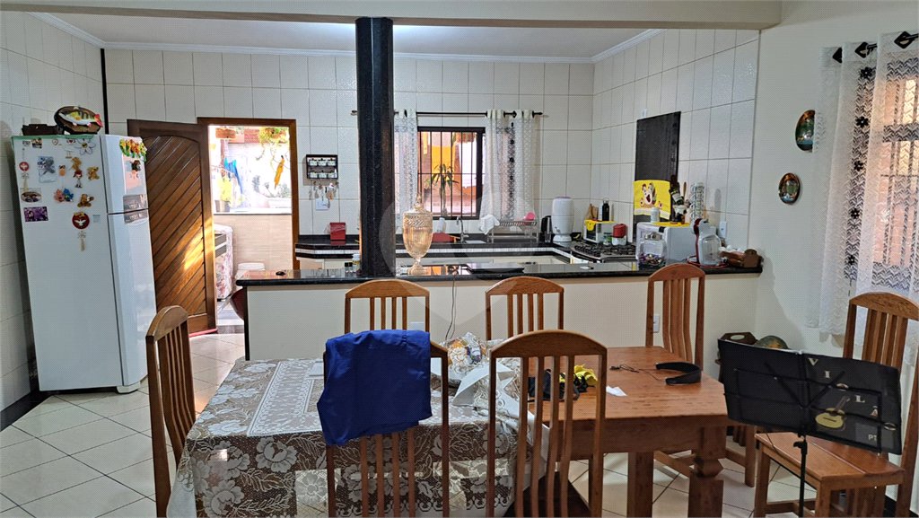 Casa à venda com 3 quartos, sendo 1 suíte,  em Jardim Universo, Mogi das Cruzes, SP