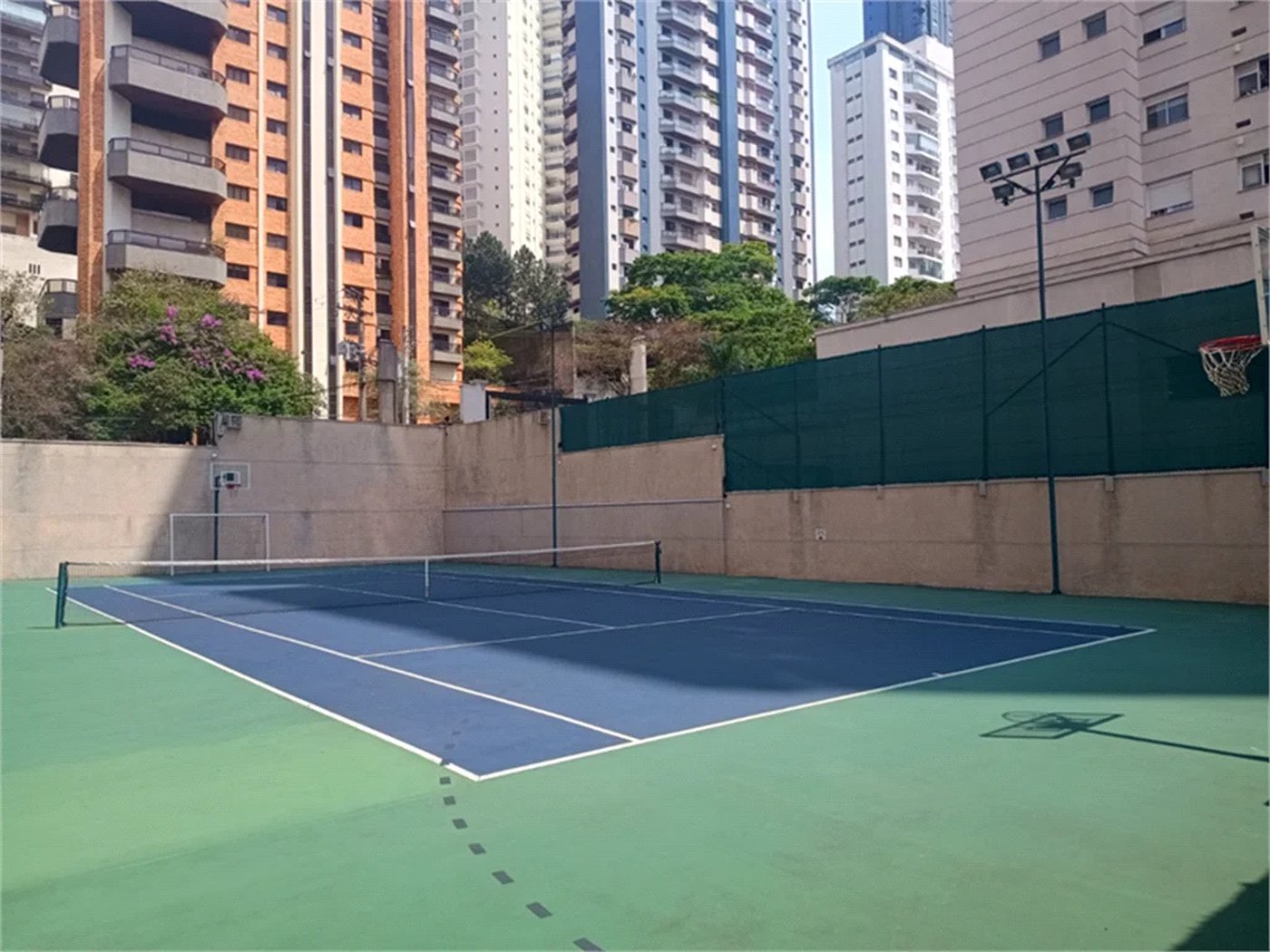 Apartamento à venda com 3 suítes em Vila Suzana, São Paulo, SP