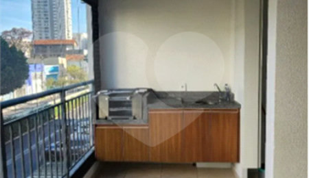 Apartamento à venda com 3 quartos, sendo 1 suíte,  em Cambuci, São Paulo, SP