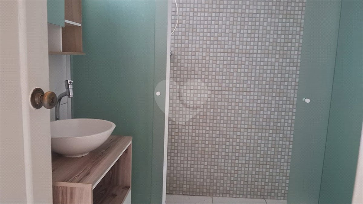 Apartamento à venda com 3 quartos, sendo 1 suíte,  em Cambuci, São Paulo, SP