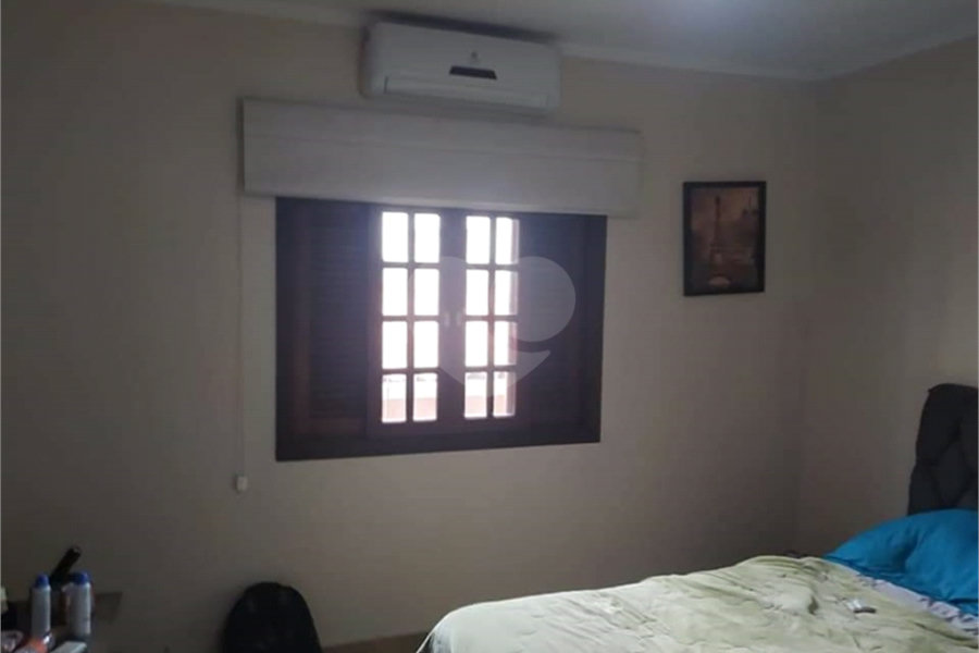 Casa à venda com 4 quartos, sendo 1 suíte, em Jardim Santa Cecília, Guarulhos, SP