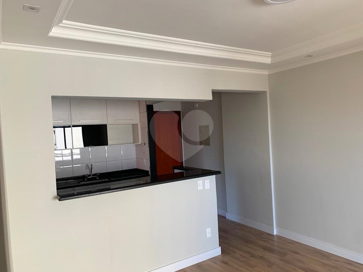 Apartamento à venda com 3 quartos, sendo 1 suíte,  em Vila Andrade, São Paulo, SP