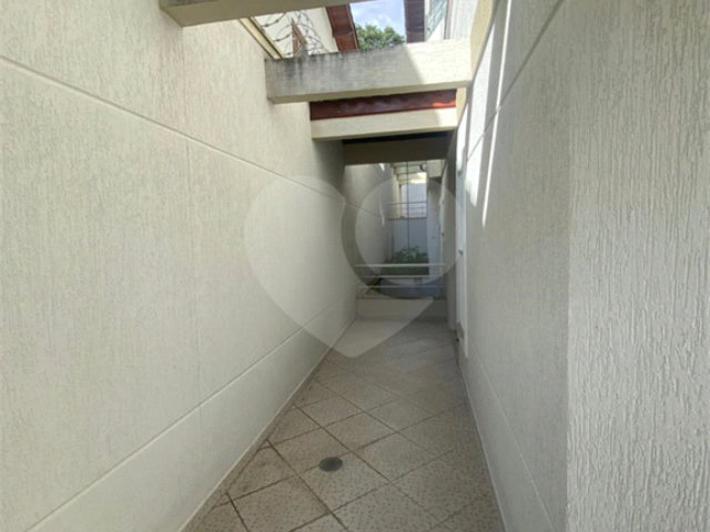 Sobrado à venda com 4 suítes em Santana, São Paulo, SP