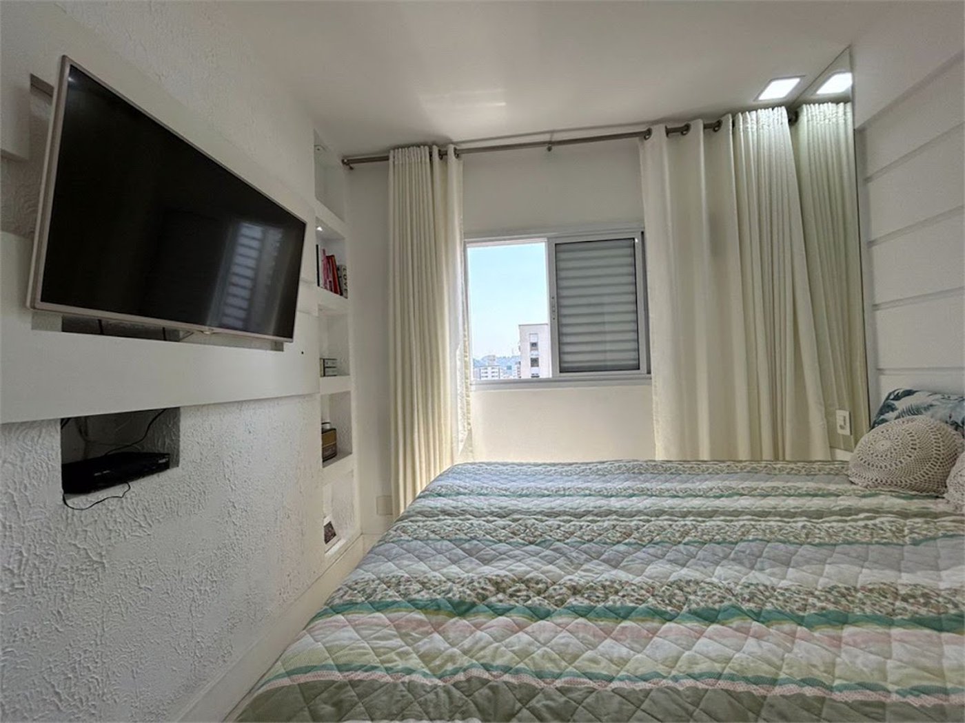 Apartamento com 3 dormitórios à venda, 110 m² por R$ 950.000,00 - Campo Grande - Santos/SP