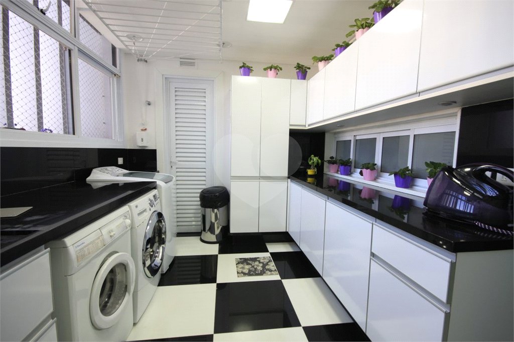 Apartamento à venda com 3 suítes em Alto da Boa Vista, São Paulo, SP