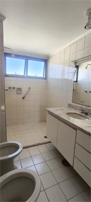 Apartamento à venda com 3 quartos, sendo 1 suíte, em Pinheiros, São Paulo, SP