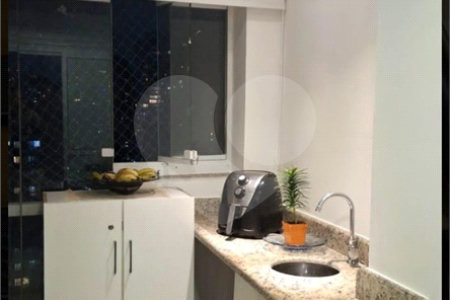 Apartamento à venda com 2 quartos, sendo 1 suíte,  em Vila Andrade, São Paulo, SP