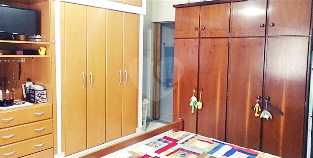 Casa à venda com 4 quartos, sendo 2 suítes,  em Vila Romero, São Paulo, SP