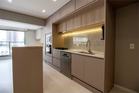 Apartamento à venda com 3 quartos, sendo 2 suítes, em Brooklin Paulista, São Paulo, SP