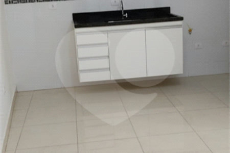 Casa para alugar com 2 quartos no condomínio Residencial Guerreiro, São Paulo - SP