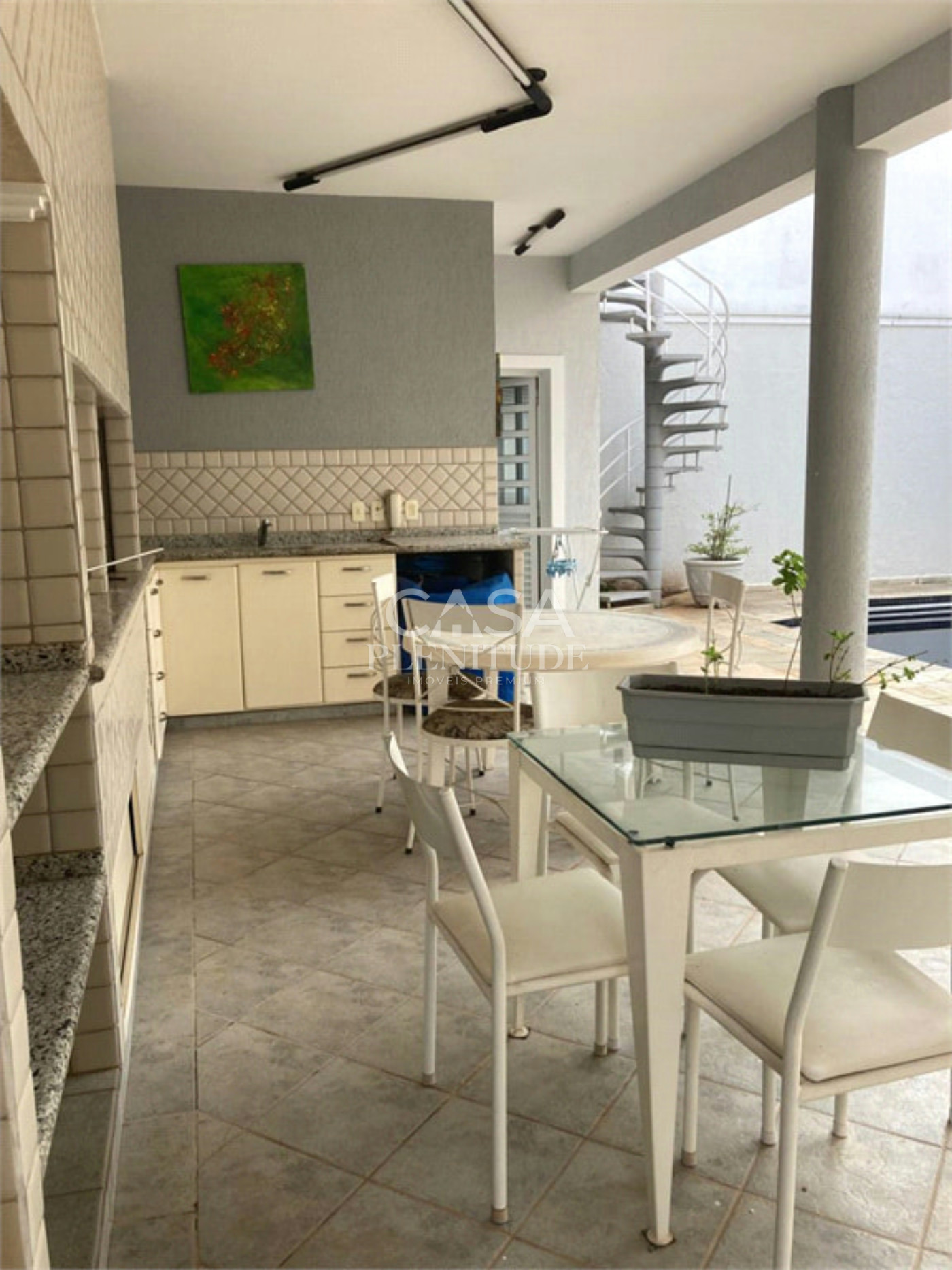 Casa em condomínio à venda com 4 quartos, sendo 3 suítes, em Aparecidinha, Sorocaba, SP