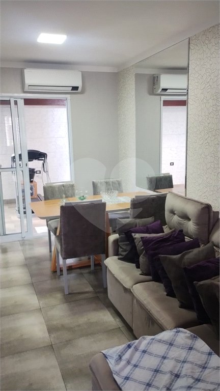Casa à venda com 2 quartos no condomínio Faggion, Suzano - SP