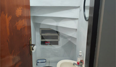 Sobrado à venda com 3 quartos, sendo 1 suíte,  em Conjunto Residencial Vista Verde, São Paulo, SP