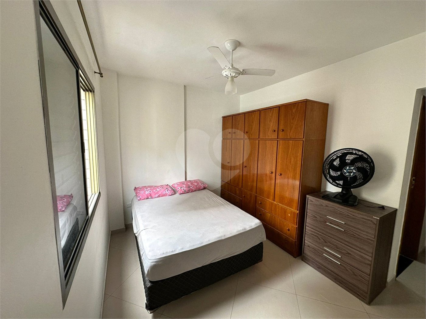 Apartamento à venda com 2 quartos, sendo 1 suíte,  em Aviação, Praia Grande, SP