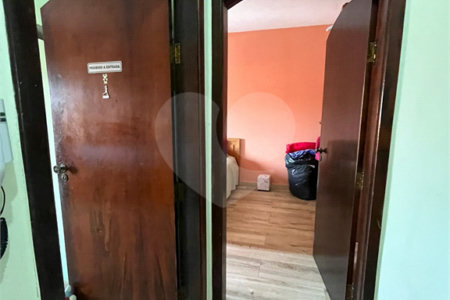 Sobrado à venda com 3 quartos, sendo 1 suíte, em Vila Paulicéia, São Paulo, SP