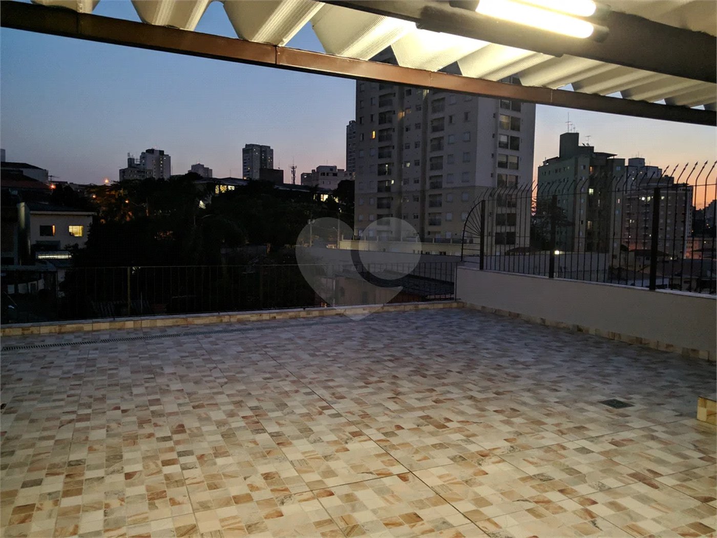 Sobrado à venda com 3 suítes em Vila Guilherme, São Paulo, SP