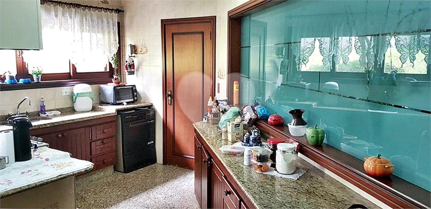 Casa à venda com 4 suítes no condomínio Alpes da Cantareira, Mairiporã - SP