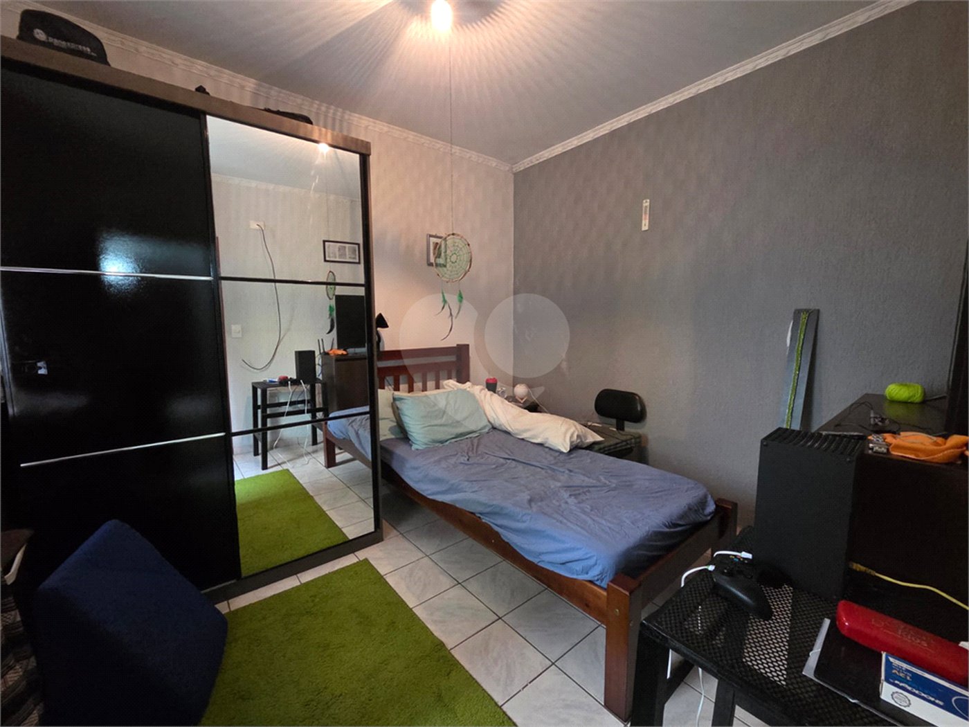 Casa à venda com 4 quartos, sendo 1 suíte, em Vila Paulo Silas, São Paulo, SP