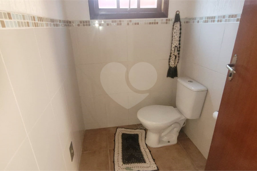 Casa à venda com 3 quartos, sendo 2 suítes,  em Mantiqueira, Mairiporã, SP