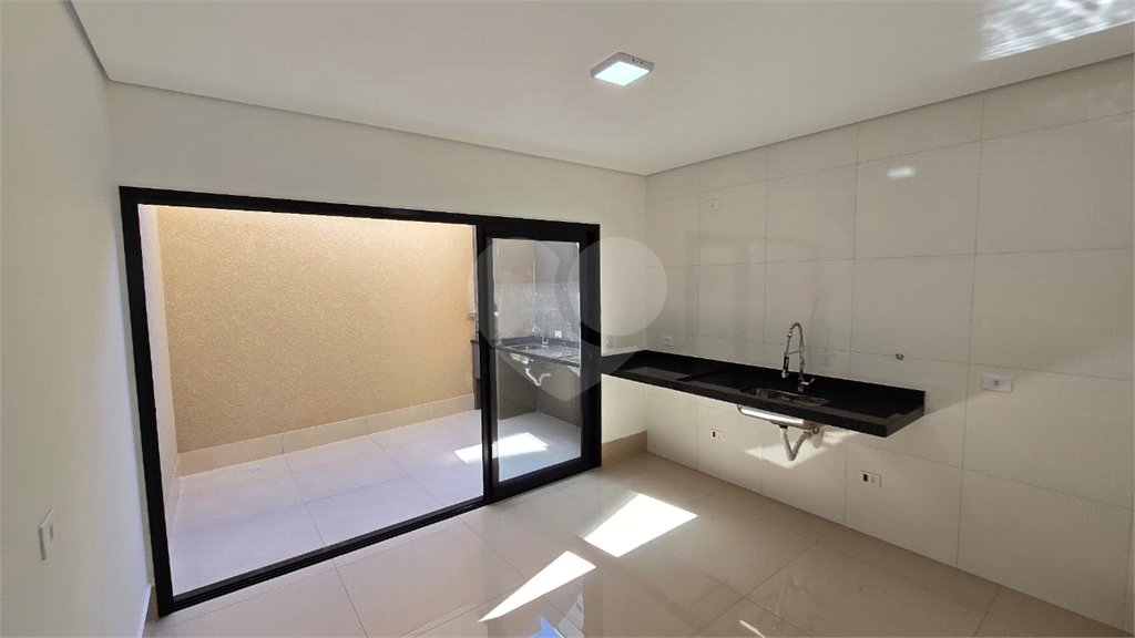 Sobrado à venda com 3 quartos, sendo 1 suíte, em Jardim Maristela, São Paulo, SP
