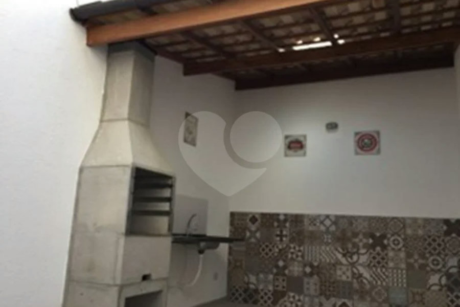 Sobrado novo nunca habitado.