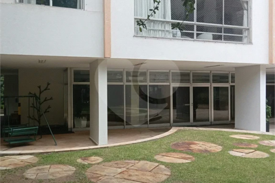 Apartamento à venda com 3 quartos, sendo 1 suíte, em Jardim Paulista, São Paulo, SP