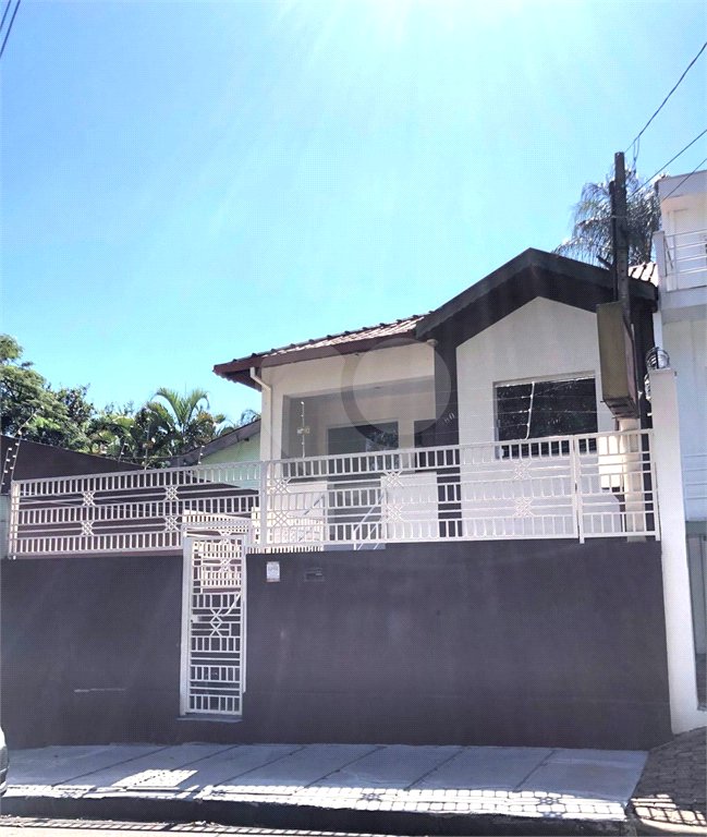 Casa para venda no Centro.