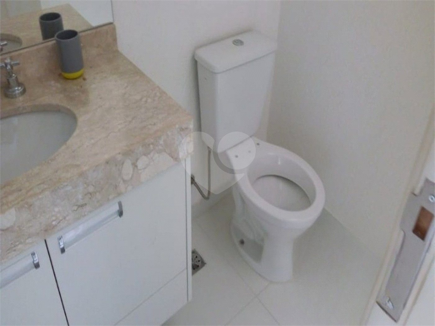 Sobrado na Vila Bertioga Mooca em condominio fechado à venda com 3 quartos, 3 suites, 4 vagas