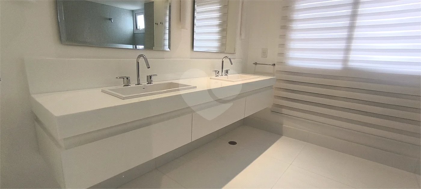 Apartamento à venda no Jardim América 2 Suítes e 3 vagas - 157 m²