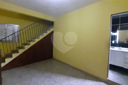Sobrado, 3 quartos, á venda no Jardim do Triunfo