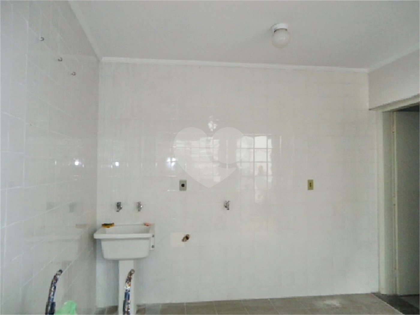 Sobrado à venda com 3 quartos em Vila Gustavo, São Paulo, SP